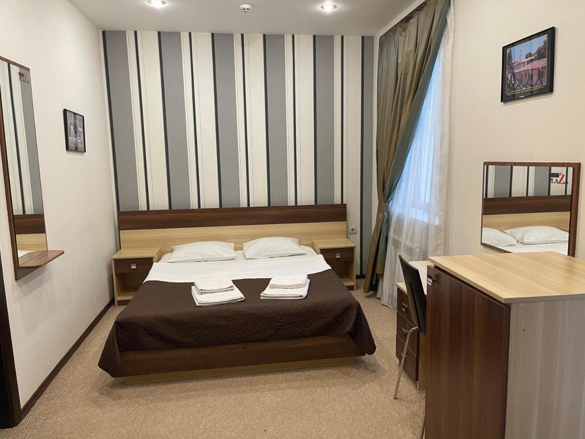 Nyvky Plaza Hotel Kiev Eksteriør bilde