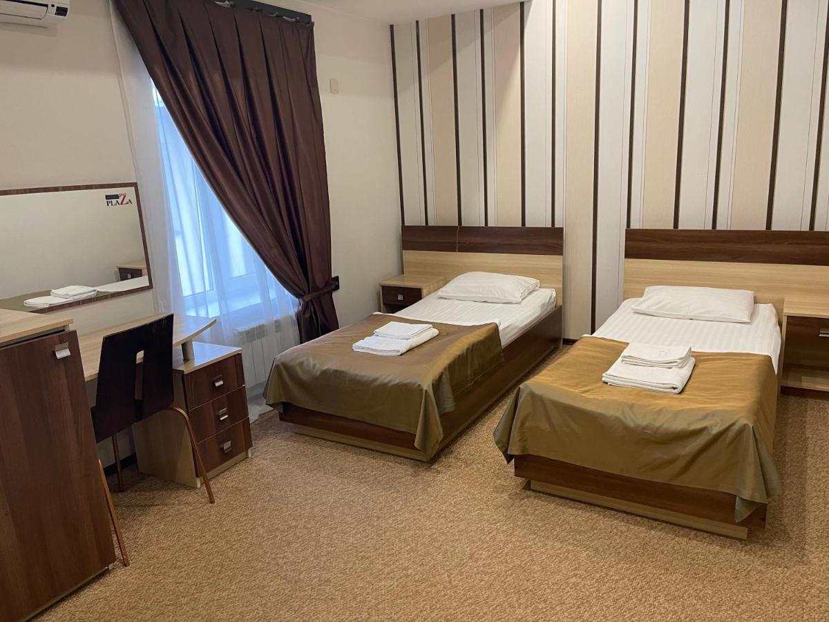 Nyvky Plaza Hotel Kiev Eksteriør bilde